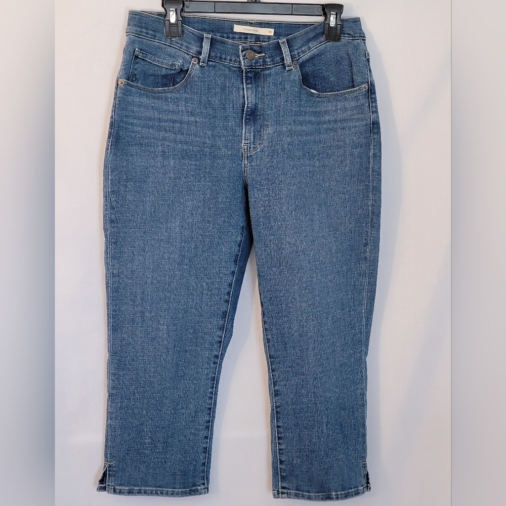 Levi Strauss & CO Classic Capri Jeans Size 10